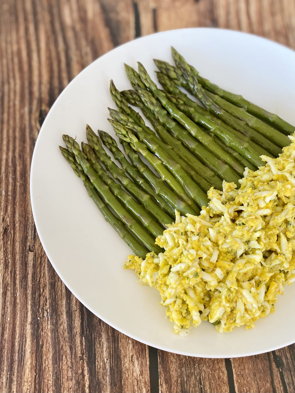 Asparagus with egg sauce Olives et gourmandises